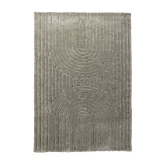 Denne produkten heter Pinta, laget av Polyester materiale med en vakker Greige farge – SE Mattor