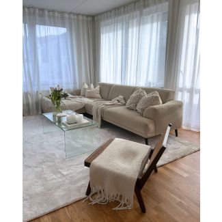 Denne produkten heter Fluffy, laget av Polyester materiale med en vakker Offwhite farge – SE Mattor